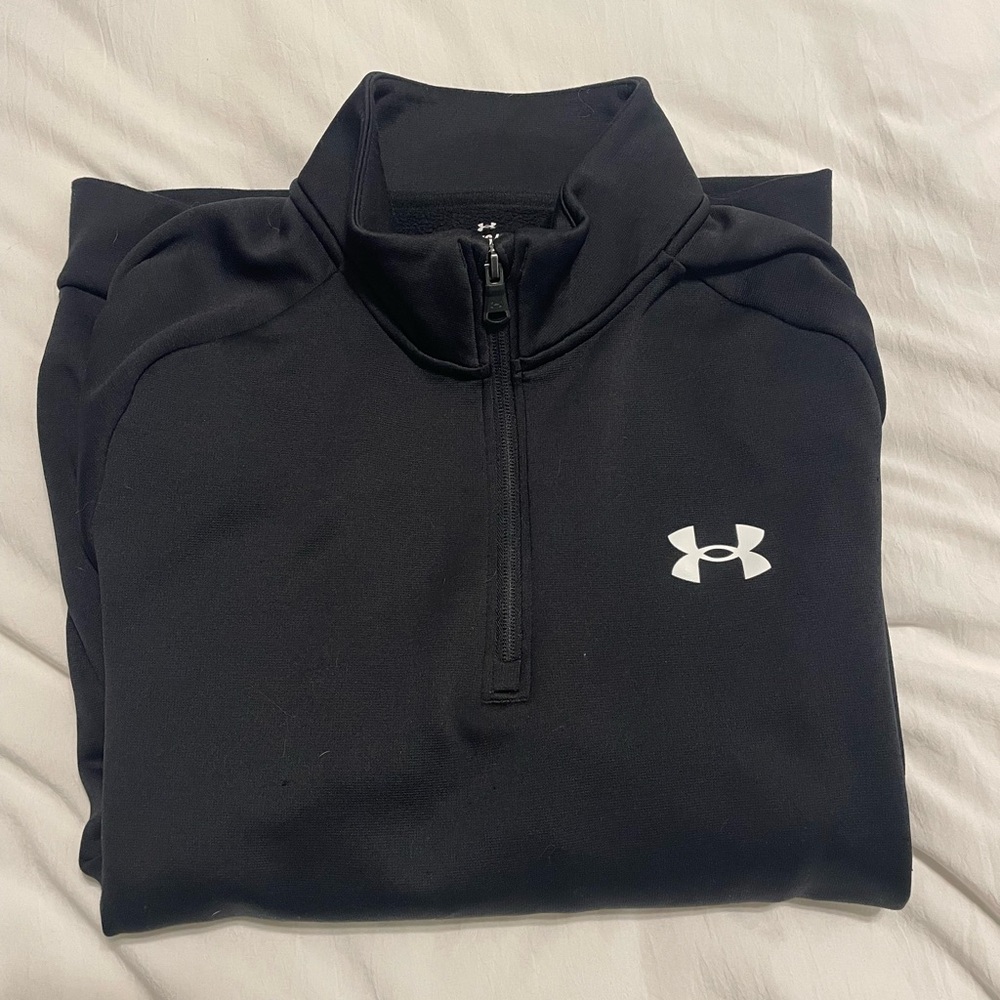 Under Armour Men's Black Sweater 1/4 zip